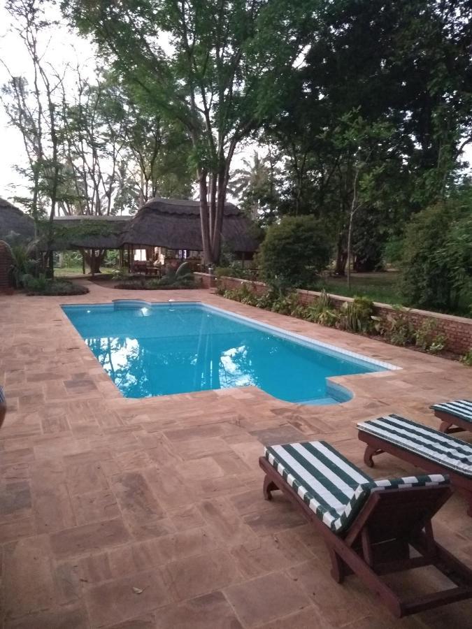 Simbamwenni Lodge And Camping Morogoro Exteriör bild